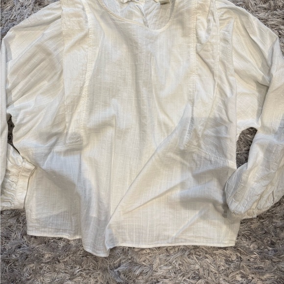 H&M Tops - H&M Cream Textured Long Sleeve Blouse